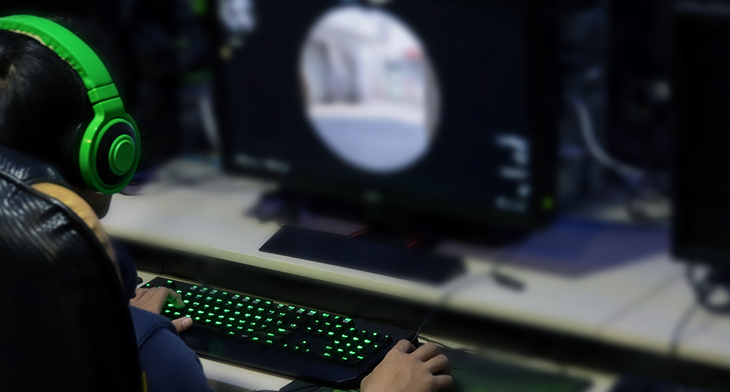 How To Become A Professional Esports Player Step-By-Step Guide